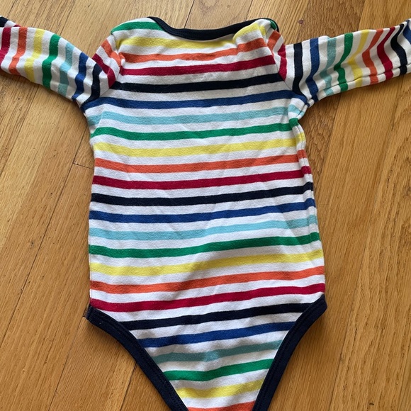 Primary 🌈 Onesie - Picture 2 of 3